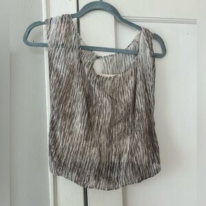 Alice + Olivia silk flowy tank top size XS excellent condition
